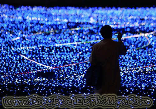Bóng đèn LED chiếu sáng thủ đô Tokyo Nhật Bản